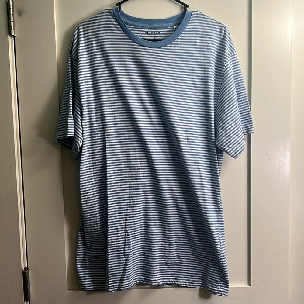 Men’s Pac Sun tshirt